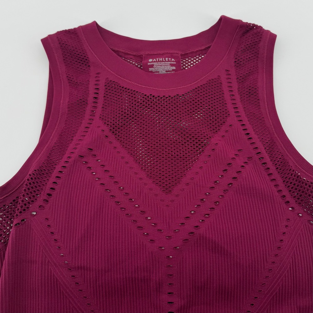 Athleta Foothill Tank Berry Burgundy Mesh Seamless Workout Top 444822 Small